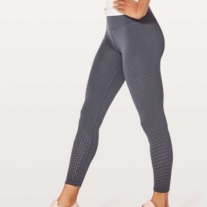 Lululemon Leggings 7/8 Reveal Tight